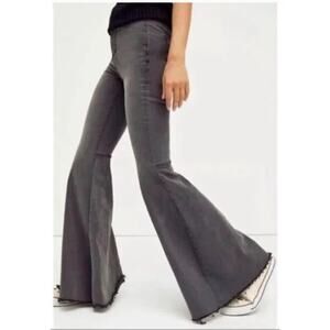 Free People Jeans Womens Size 27 Just Float On Washed Grey Stretch Mega Flare